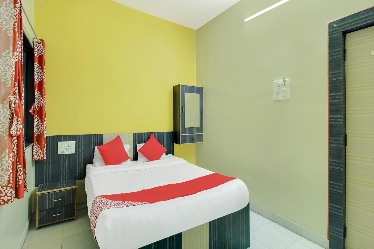 Oyo Flagship 48365 Hotel Shiva'S Castle Chalisgaon Екстер'єр фото